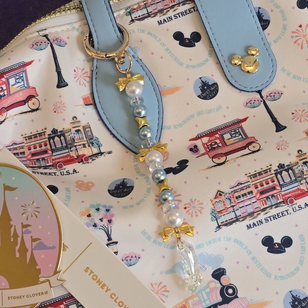 SOLD ♡ | Disney Pouchette Crossbody - Picture 2 of 14